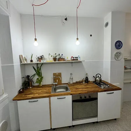 Le Allodole Apartment *